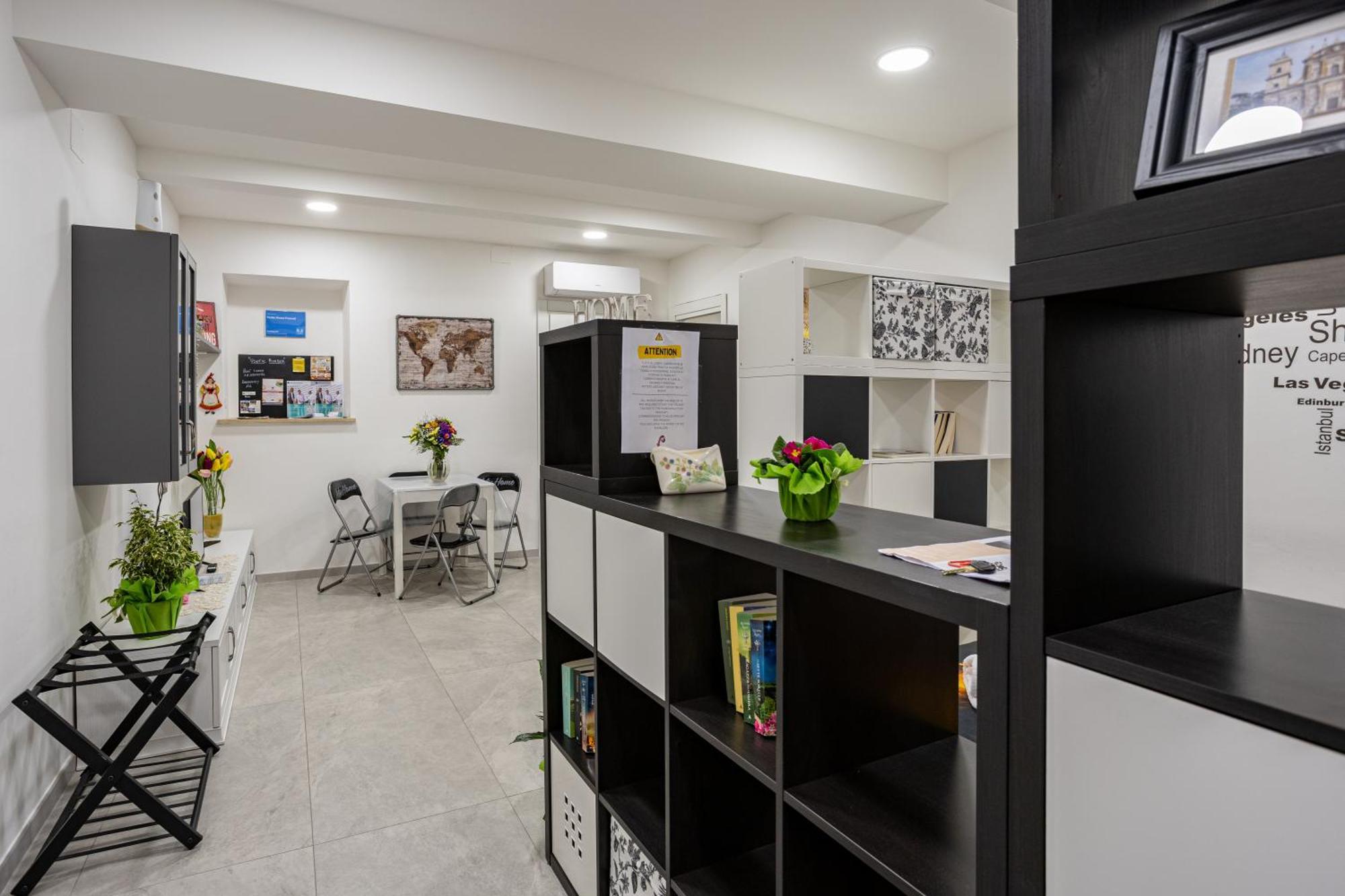 Petite House *